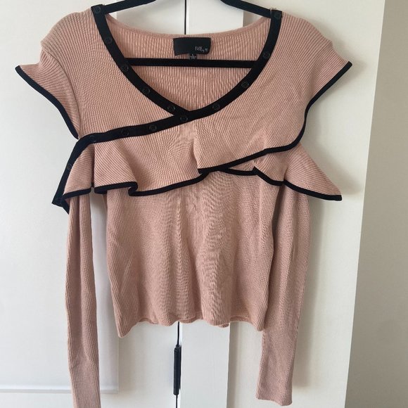 Pink cold shoulder long sleeve - Picture 1 of 2